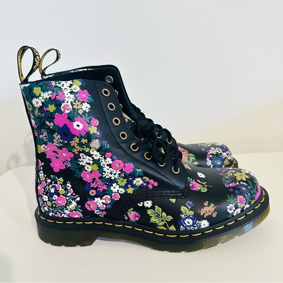 Dr. Martens 1460 Pascal Women's Vintage Floral Leather Lace Up Boots US 8 - Picture 1 of 9